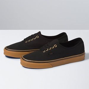 Vans Mens All Black Gum Sole